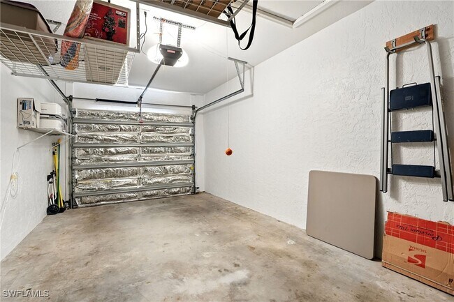 Building Photo - 7092 Timberland Cir