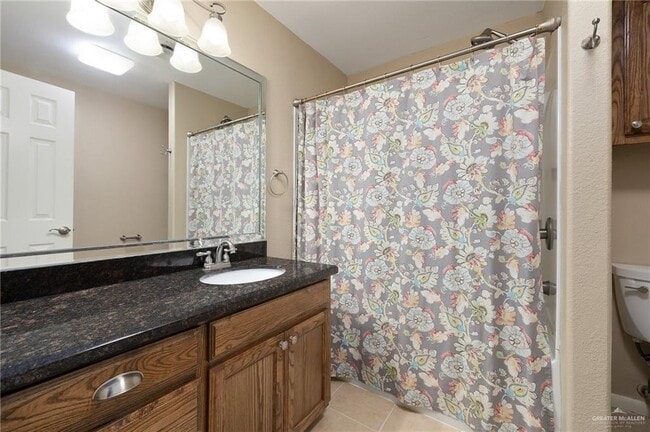 Building Photo - 19 Westgate Dr