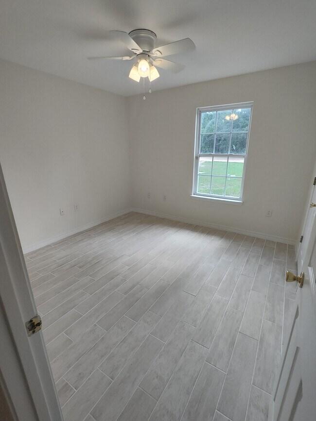 Building Photo - 5125 Colt Dr