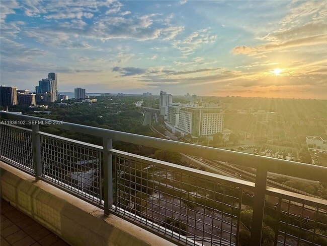 Building Photo - 60 SW 13th St