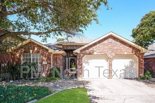 Primary Photo - 2708 Berry Hill