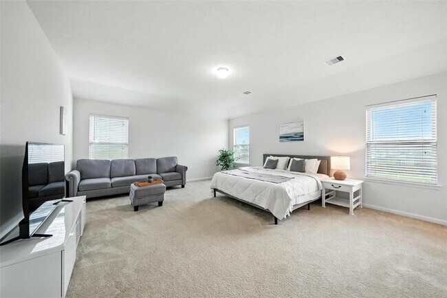 Building Photo - 15410 Rosehill Summit Ln