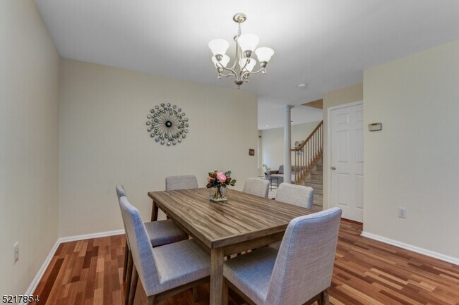 Building Photo - 118 Constitution Way