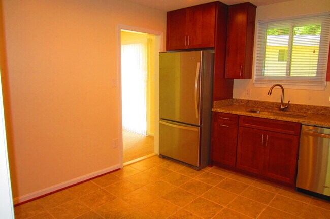 Building Photo - Fabulous Detached Home in Robinson HS Pyramid!!