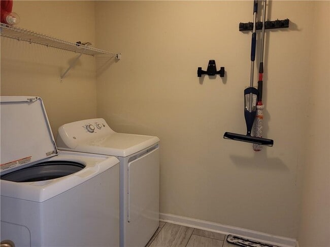 Building Photo - 5735 Riverside Bay