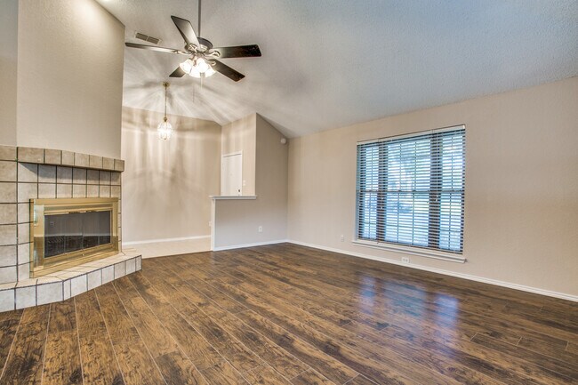 Building Photo - 3 Bedroom in Coppell - Large Trees and Fenced Yard