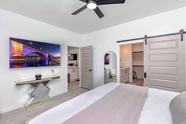 Building Photo - 3611 Breakwater Dr