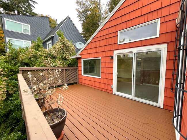 Building Photo - Portland Heights Home with Forest Views and Stunning Updates