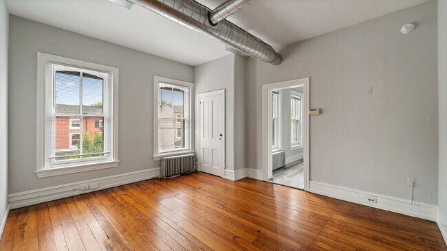 Building Photo - 201 W Barnard St
