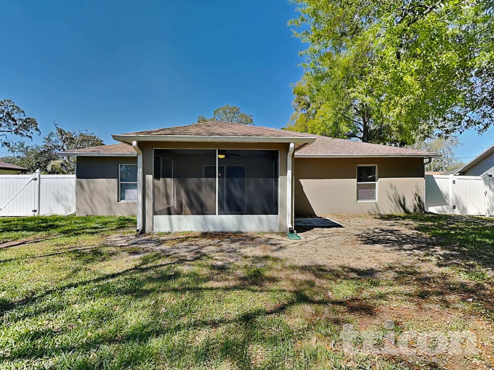 Building Photo - 2020 Nobleton Ave