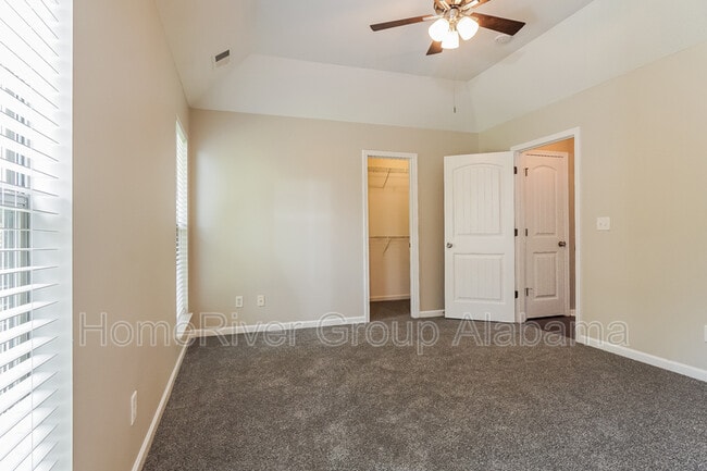 Building Photo - 553 Village Springs Ln