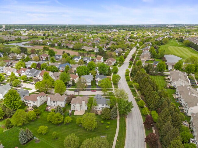 Building Photo - 3404 Interlochen Ln
