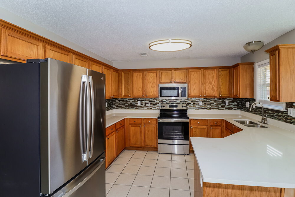 Building Photo - 9395 Brancaster Dr