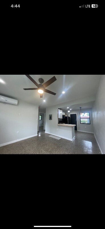 Building Photo - 1801 NW 93rd Terrace