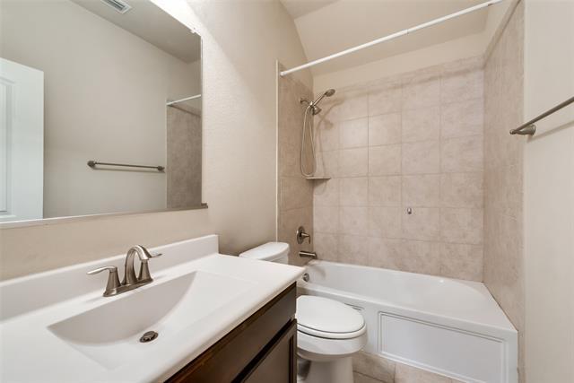 Building Photo - 16417 Stillhouse Hollow Ct