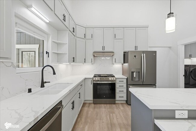 Building Photo - Fully ADA Accessible Home!