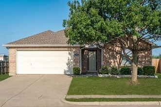 Building Photo - 2505 Thousand Oaks Dr