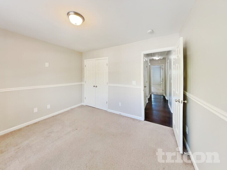 Building Photo - 50 Atherton Dr