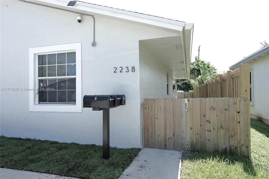 Building Photo - 2238 Liberty St