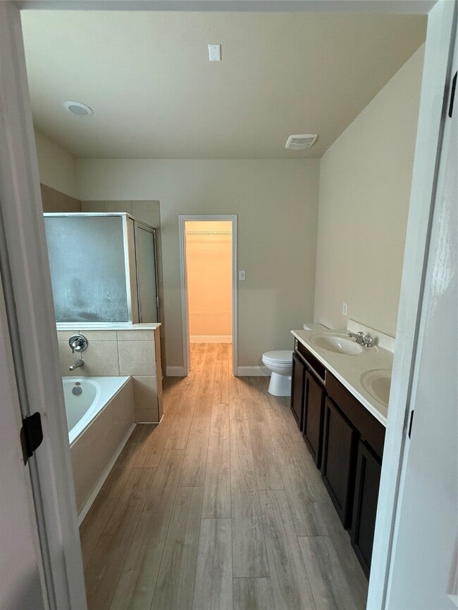 Building Photo - 9323 Fuqua Ridge Ln