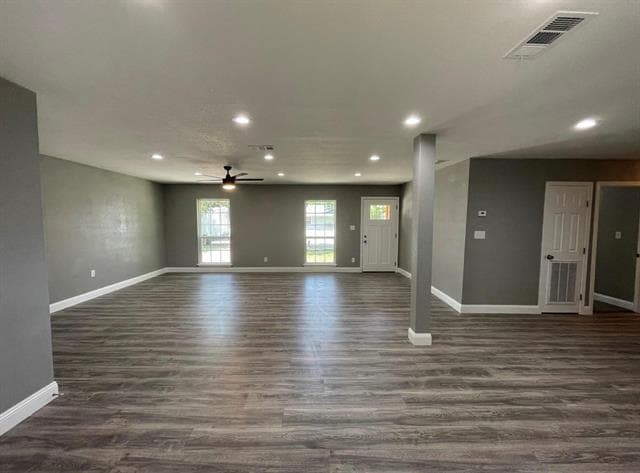 Building Photo - 225 E Coral Way