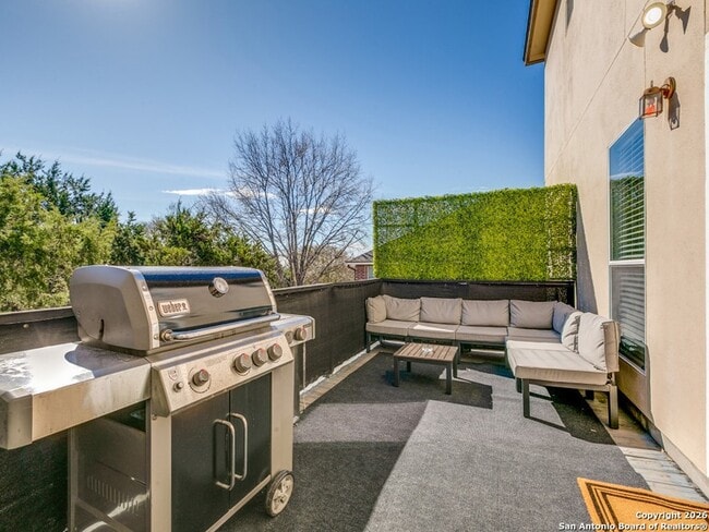 Building Photo - 8514 Espanola Dr