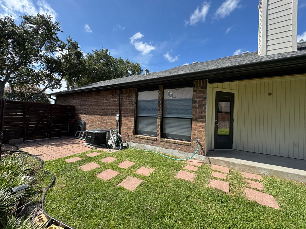 Building Photo - 6929 Monarch St