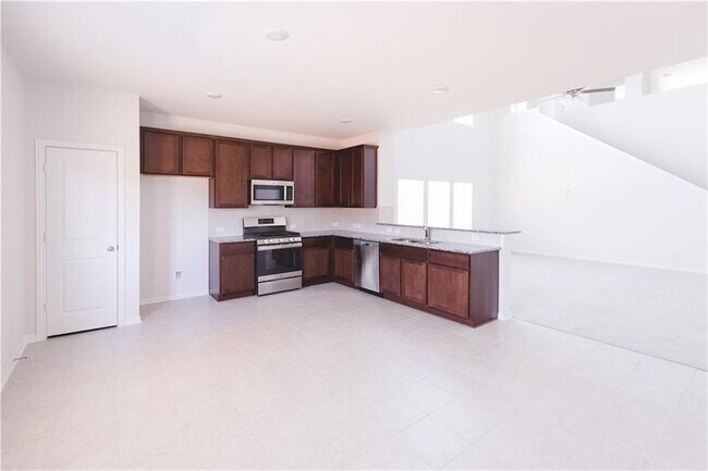 Building Photo - 245 Crystal Brook Dr