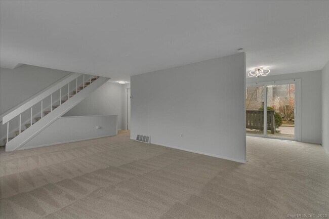 Building Photo - 3 Trolley Crossing Ln