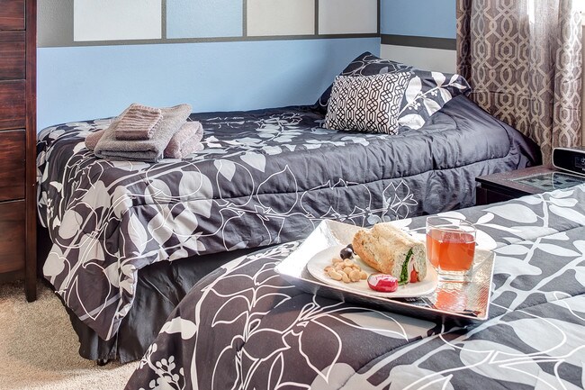 Building Photo - 1726 Cache Dr