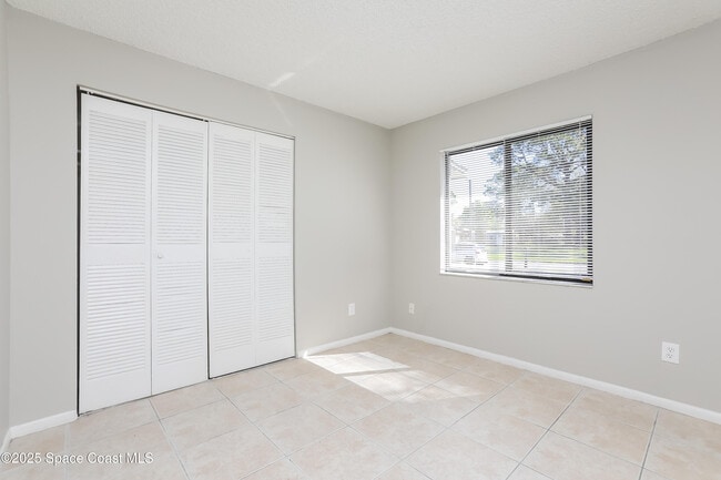 Building Photo - 1190 Wedgewood Ln