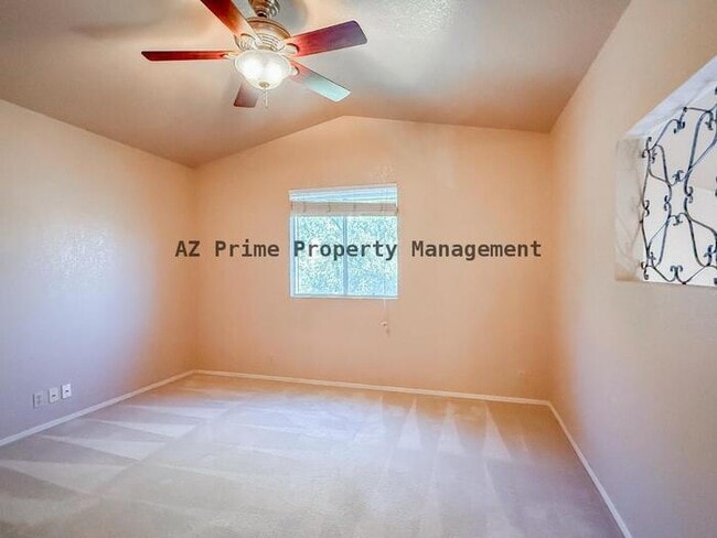 Building Photo - 2534 W Orchid Ln