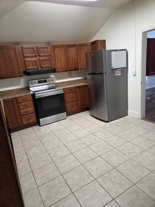 Building Photo - Spacious 4-Bedroom Home in the Heart of Kellogg