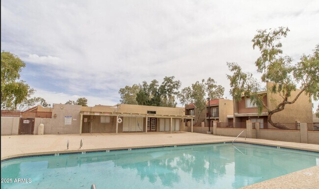 Building Photo - 2802 E Monte Cristo Ave