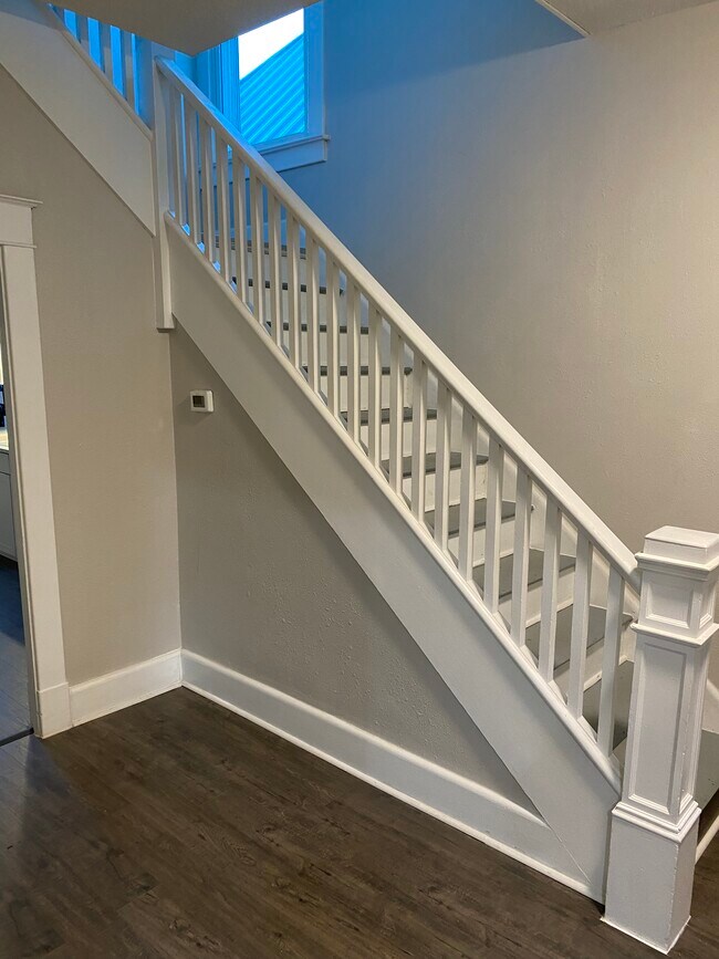 Building Photo - 1921 18th St