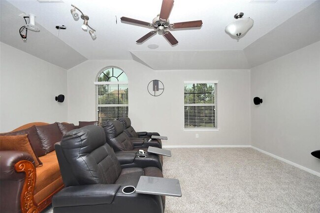 Building Photo - 6027 Opal Crest Ln