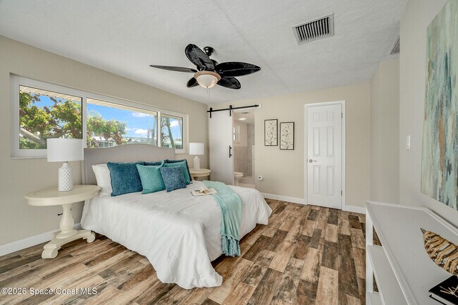 Building Photo - 458 Sandpiper Dr