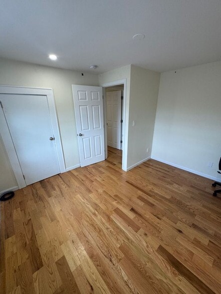 Building Photo - 510 W Main St