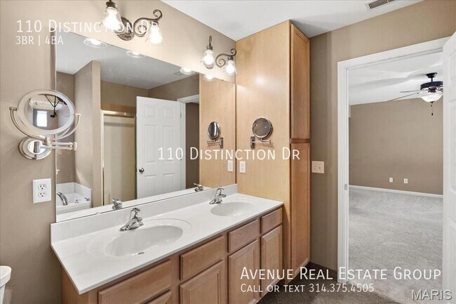 Building Photo - 110 Distinction Dr