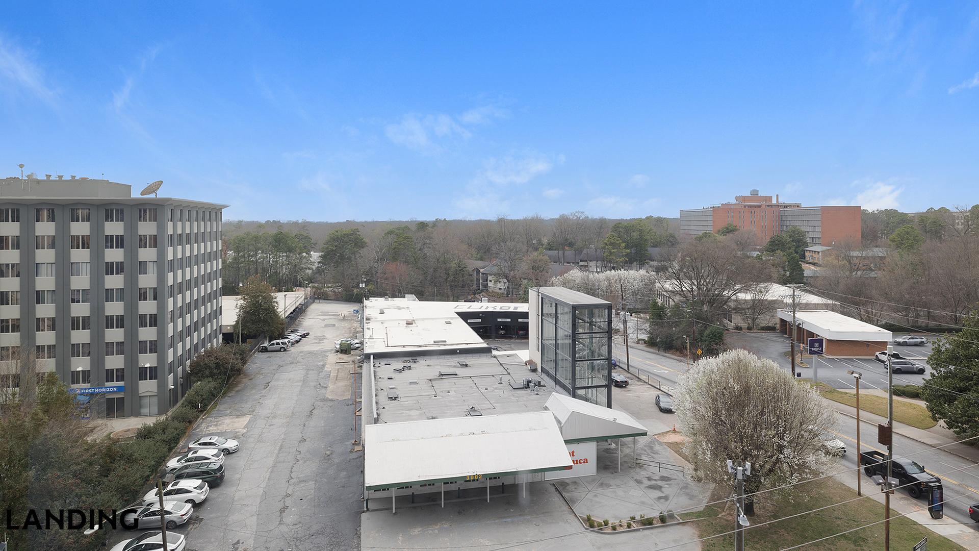 Building Photo - 3005 Peachtree Rd NW