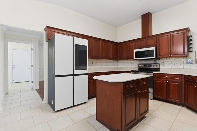 Building Photo - 1249 Northview Dr