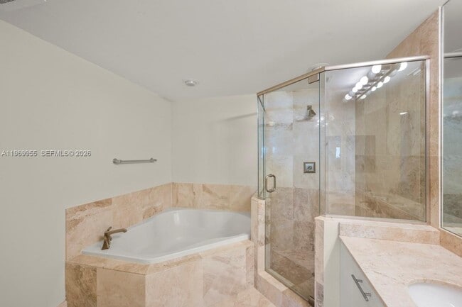 Building Photo - 510 NW 84th Ave