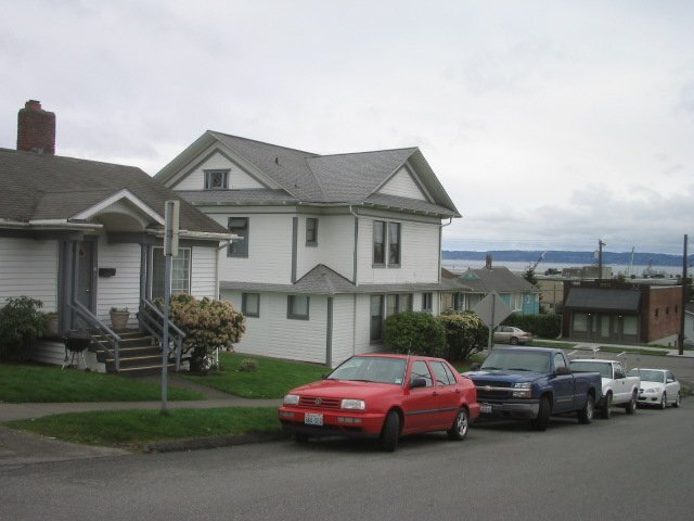 Building Photo - 2601 Grand Ave