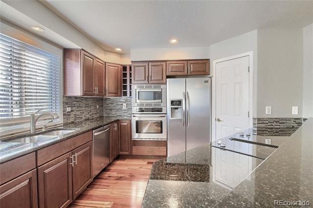 Building Photo - 5062 E Cherry Creek S Dr