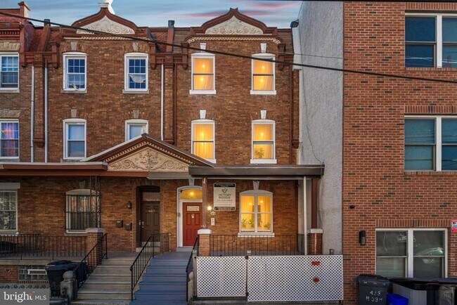 Building Photo - 605 N 34th St