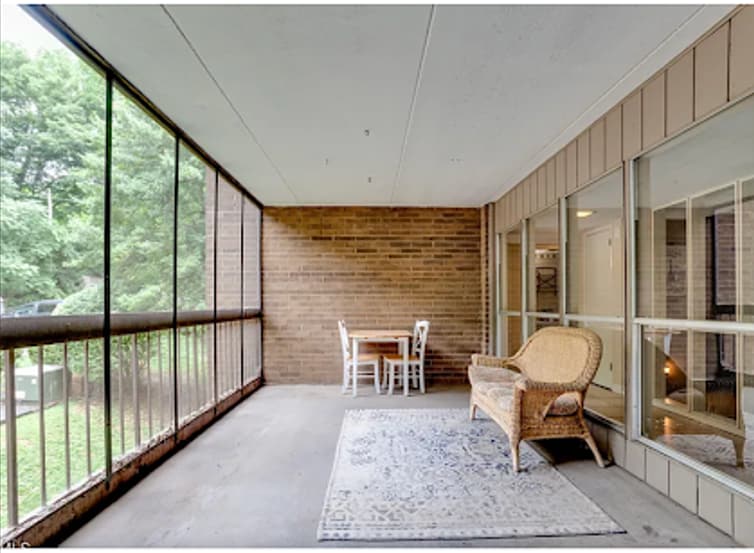 Front patio - screened in - 8514 Madrid Ct