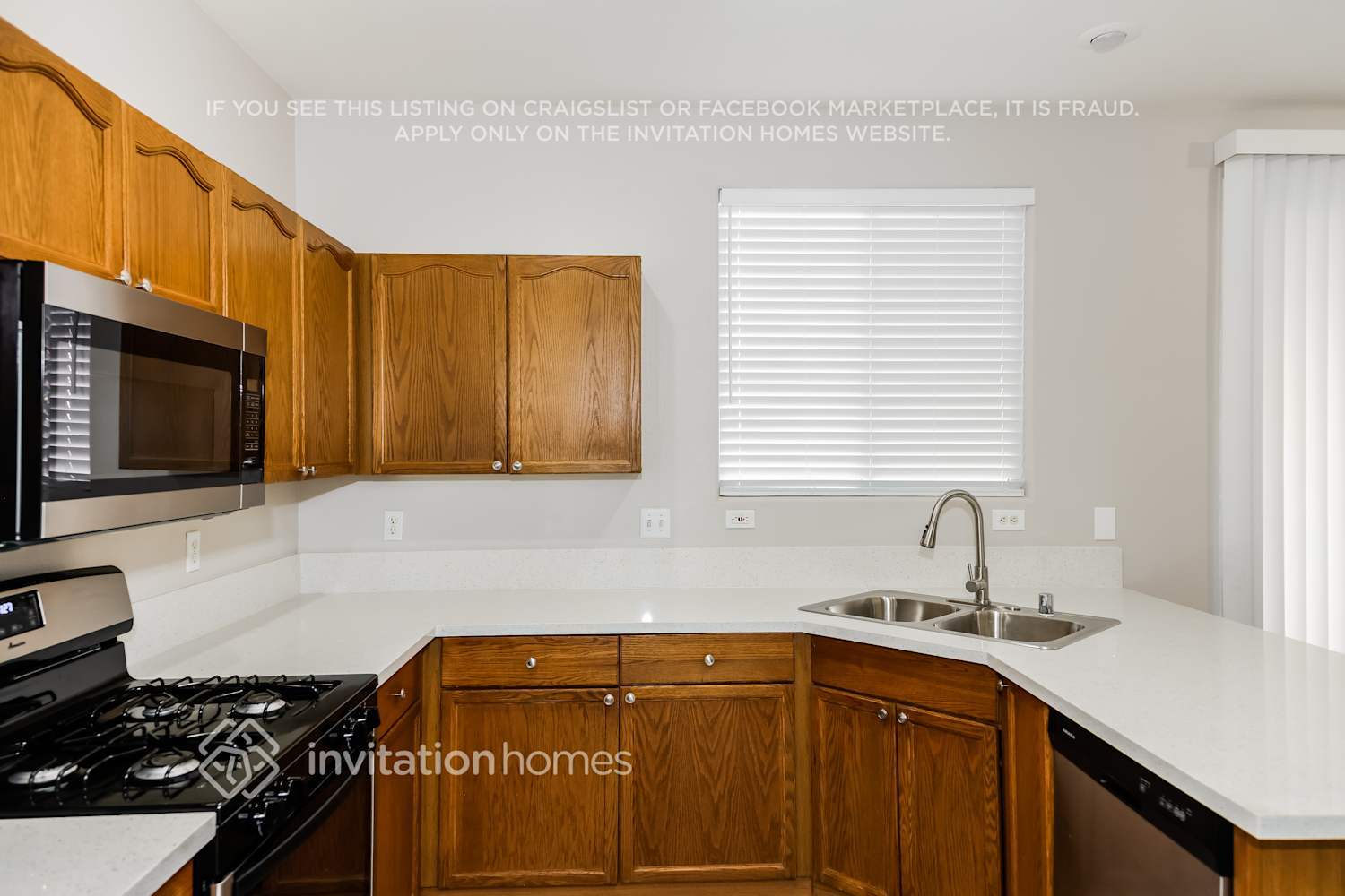 Building Photo - 1180 Antoinette St