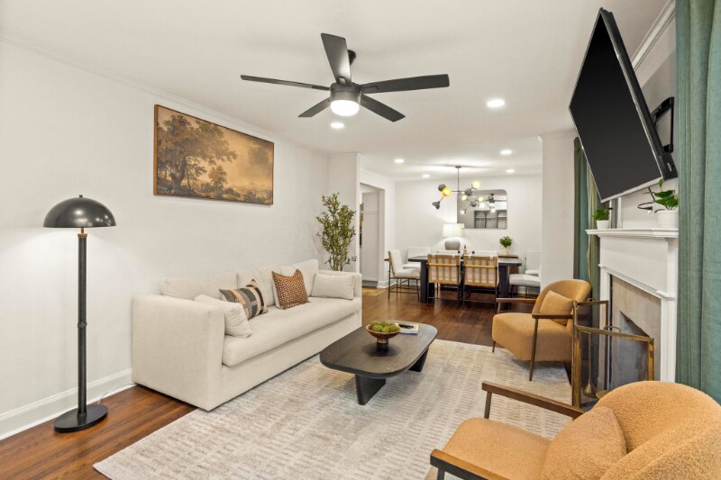 Building Photo - 2314 Deerwood Rd