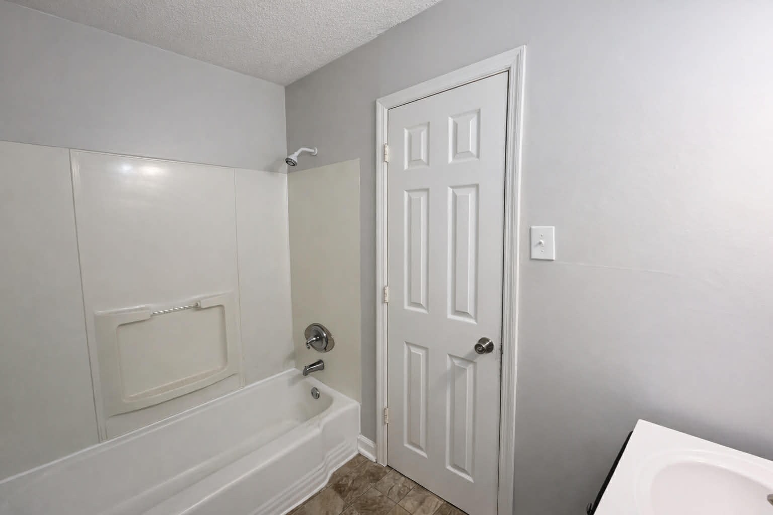 Building Photo - 8122 Rugby Ave