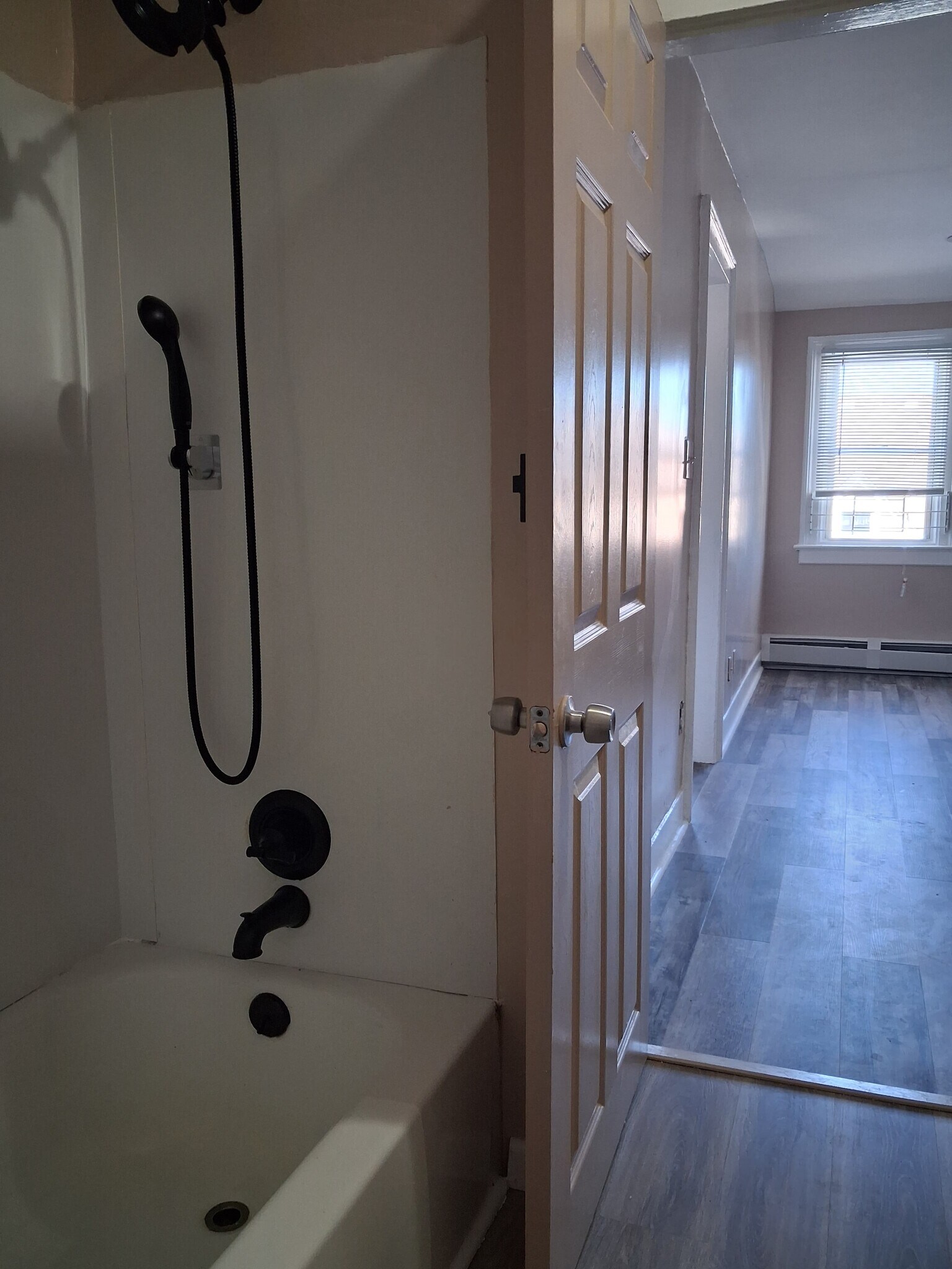 Bathroom - 19 Mahl Ave